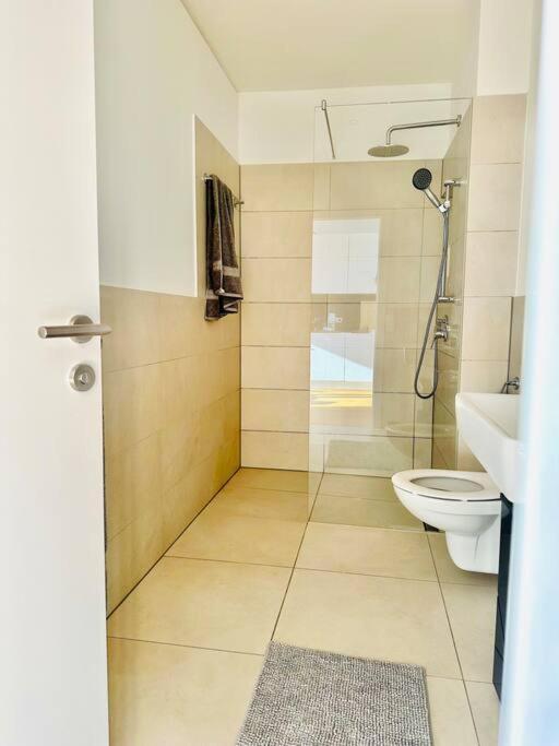 Sunny Terrace Penthouse With Ac - Self Check-in Wien